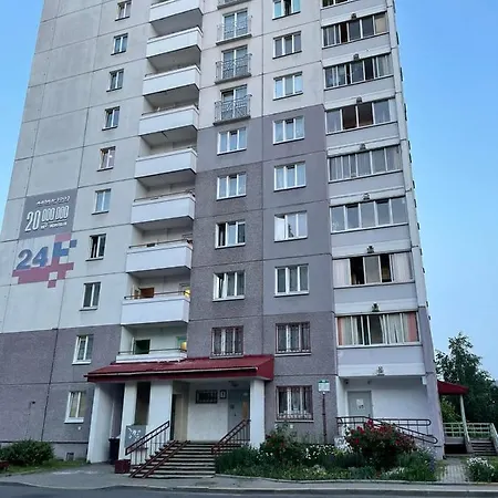 Апартаменты на Бельского у метро спортивная *